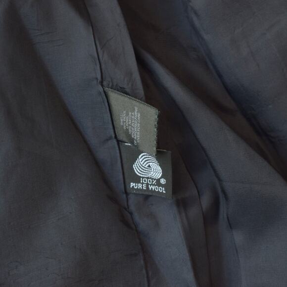 Vintage Bill Burns NY Navy Wool Blazer - Size 10, Pinstriped - Picture 4 of 6